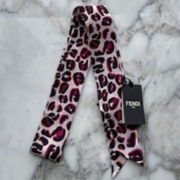 FENDI silk printed bandeau - WRAPPY- NWTAGS - Picture 1 of 4